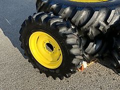 Titan HI- TRACTION LUG