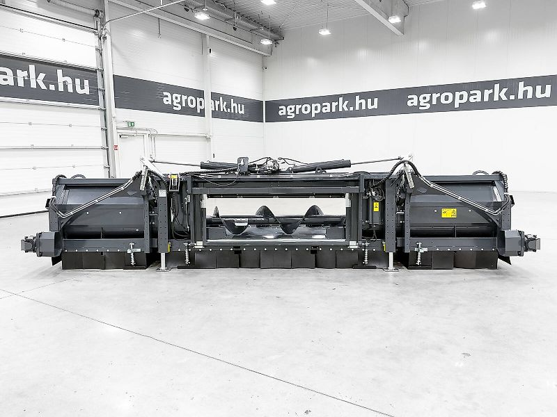 Tecnomais TMRP4 8R-F 8 row (75 cm), foldable corn header, for Case IH and New Holland combines