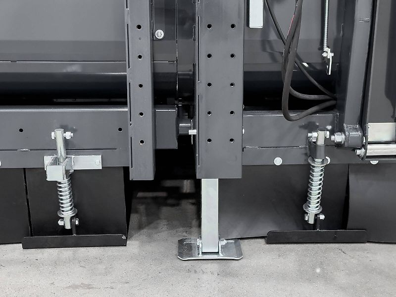 Tecnomais TMRP4 8R-F 8 row (75 cm), foldable corn header, for Case IH and New Holland combines