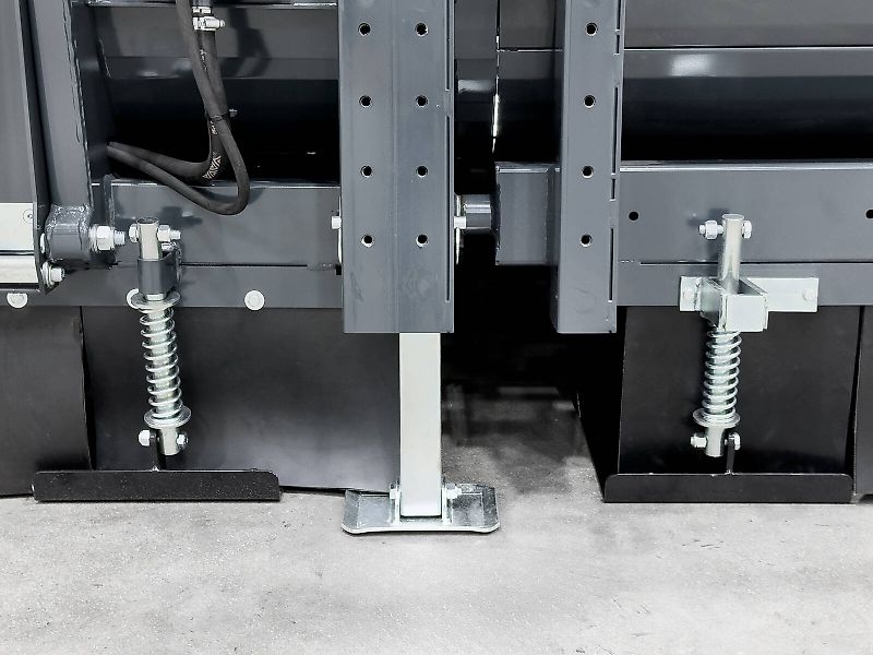 Tecnomais TMRP4 8R-F 8 row (75 cm), foldable corn header, for Case IH and New Holland combines