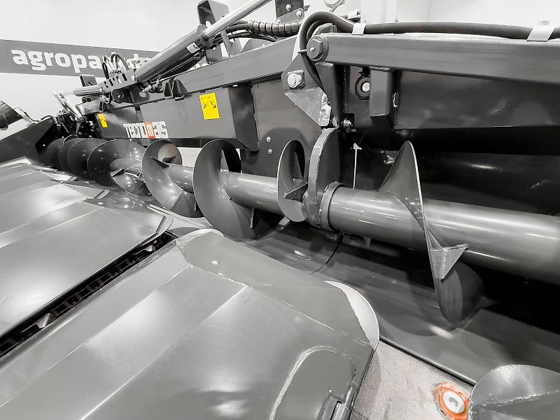 Tecnomais TMRP2 6R-F corn header, 6 row, foldable, 75 cm, for Case IH és New Holland combines, chopper, stalk crushers