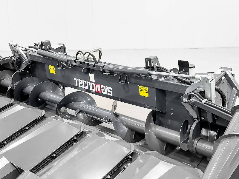 Tecnomais TMRP2 6R-F corn header, 6 row, foldable, 75 cm, for Case IH és New Holland combines, chopper, stalk crushers