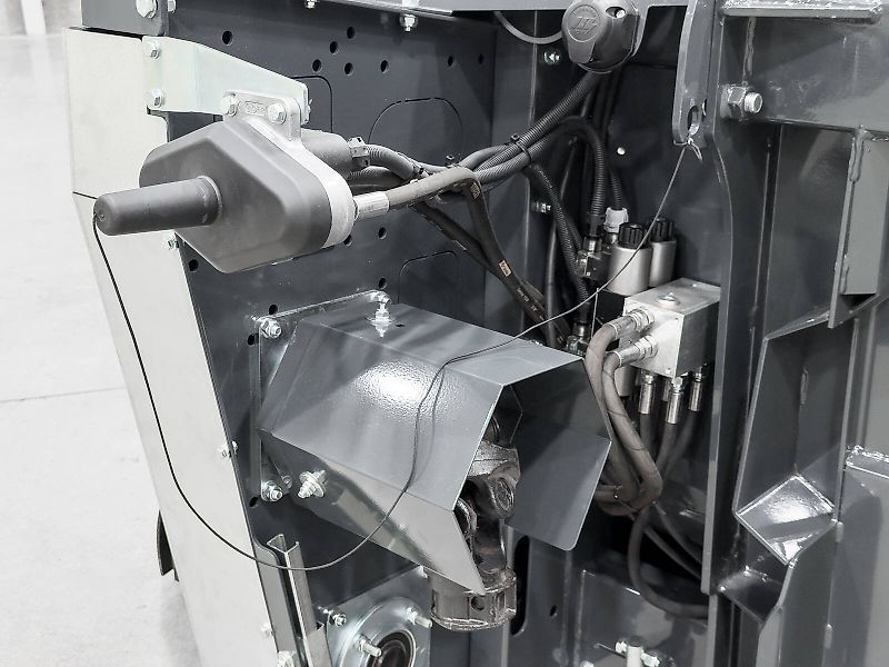 Tecnomais TMRP2 6R-F corn header, 6 row, foldable, 75 cm, for Case IH és New Holland combines, chopper, stalk crushers