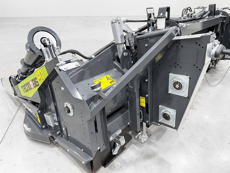 Tecnomais TMRP2 6R-F corn header, 6 row, foldable, 75 cm, for Case IH és New Holland combines, chopper, stalk crushers