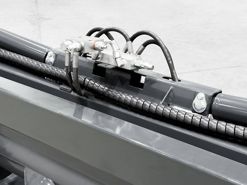 Tecnomais TMRP2 6R-F corn header, 6 row, foldable, 75 cm, for Case IH és New Holland combines, chopper, stalk crushers