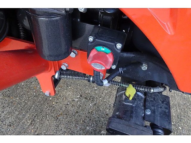 TAFE Compact trekker met voorlader 6028H