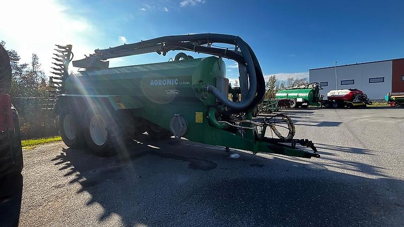 Hardi COMMANDER 2800 TWIN 28M