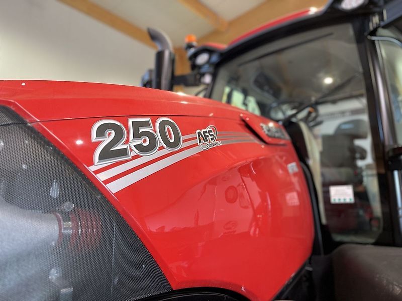 Case IH Optum 250 CVXDrive