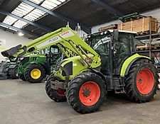 Claas Arion 420