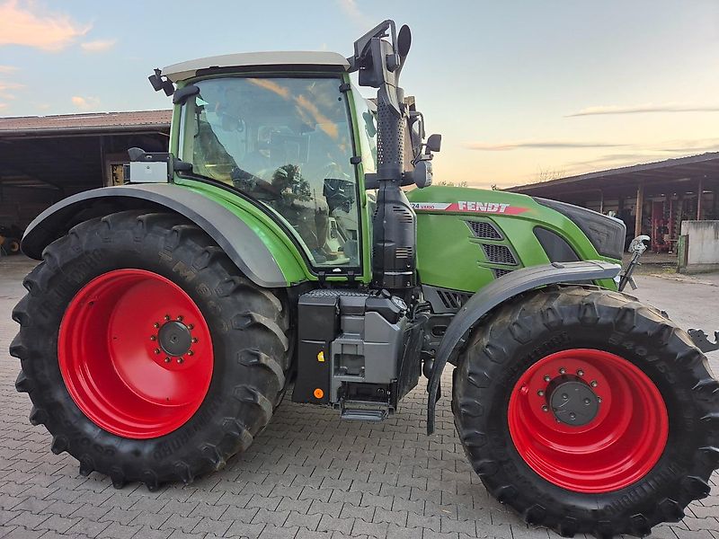 Fendt 724 Vario Profi Plus GEN 6 GPS RTK