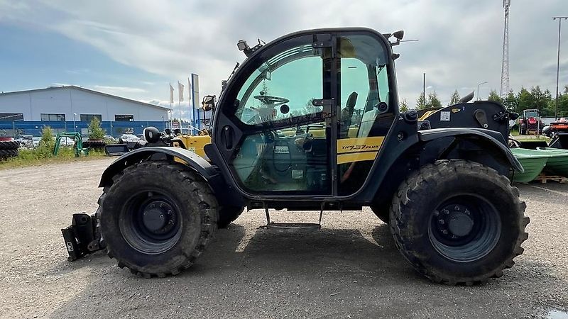 New Holland TH 7,37 PLUS