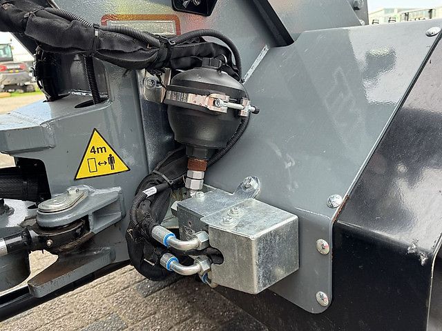 Giant G2500 HD Hefvering