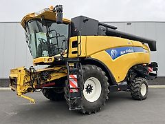 New Holland CX8060 COMBINE + MAAIBORD