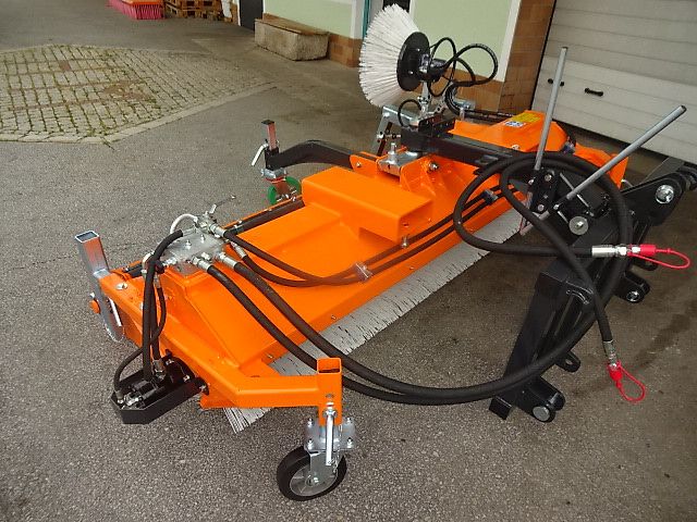 TALEX Kehrmaschine 2,3 Meter -NEU- Eco - Clean- 2,30 - Profi- mit Anbau an Schnellwechselaufnahme-
