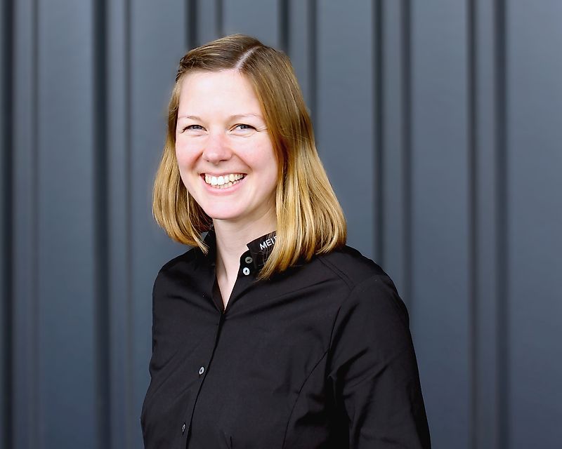 Партнёр Госпожа Sarah Starck